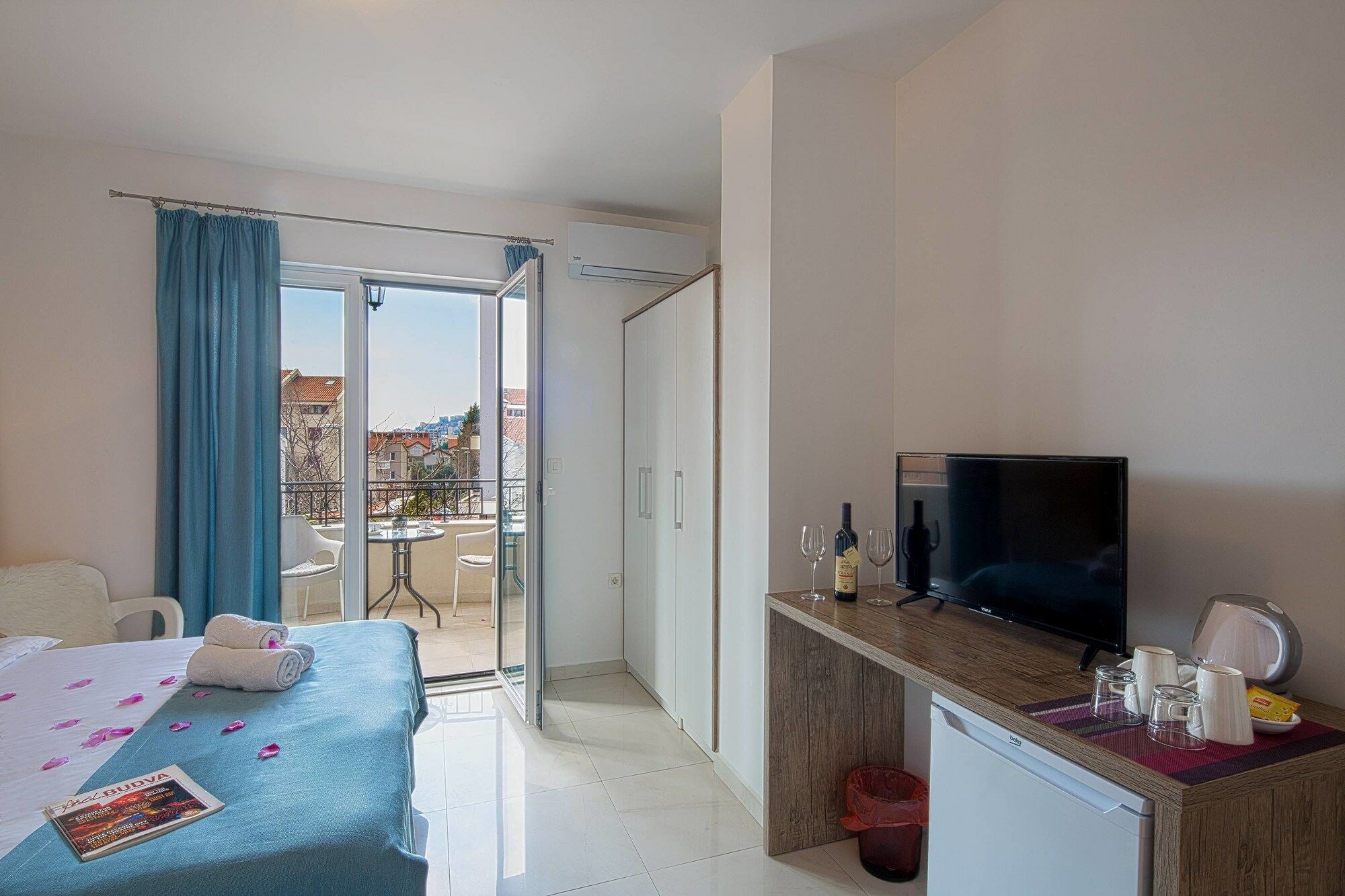 Le Marc Guest House Budva Exterior foto